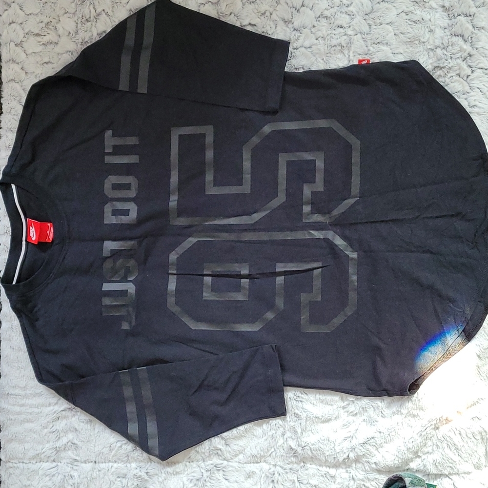 Nike Just Do It Womens Size M Baseball Style T-shirt